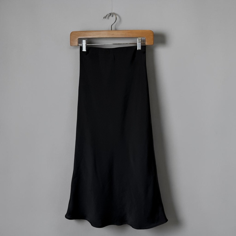 HYFVE Satin Midi Skirt Minimalist Black size Small